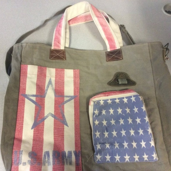 The Barrel Shack Handbags - The Barrel Shack “Washington” Army Picnic Tote